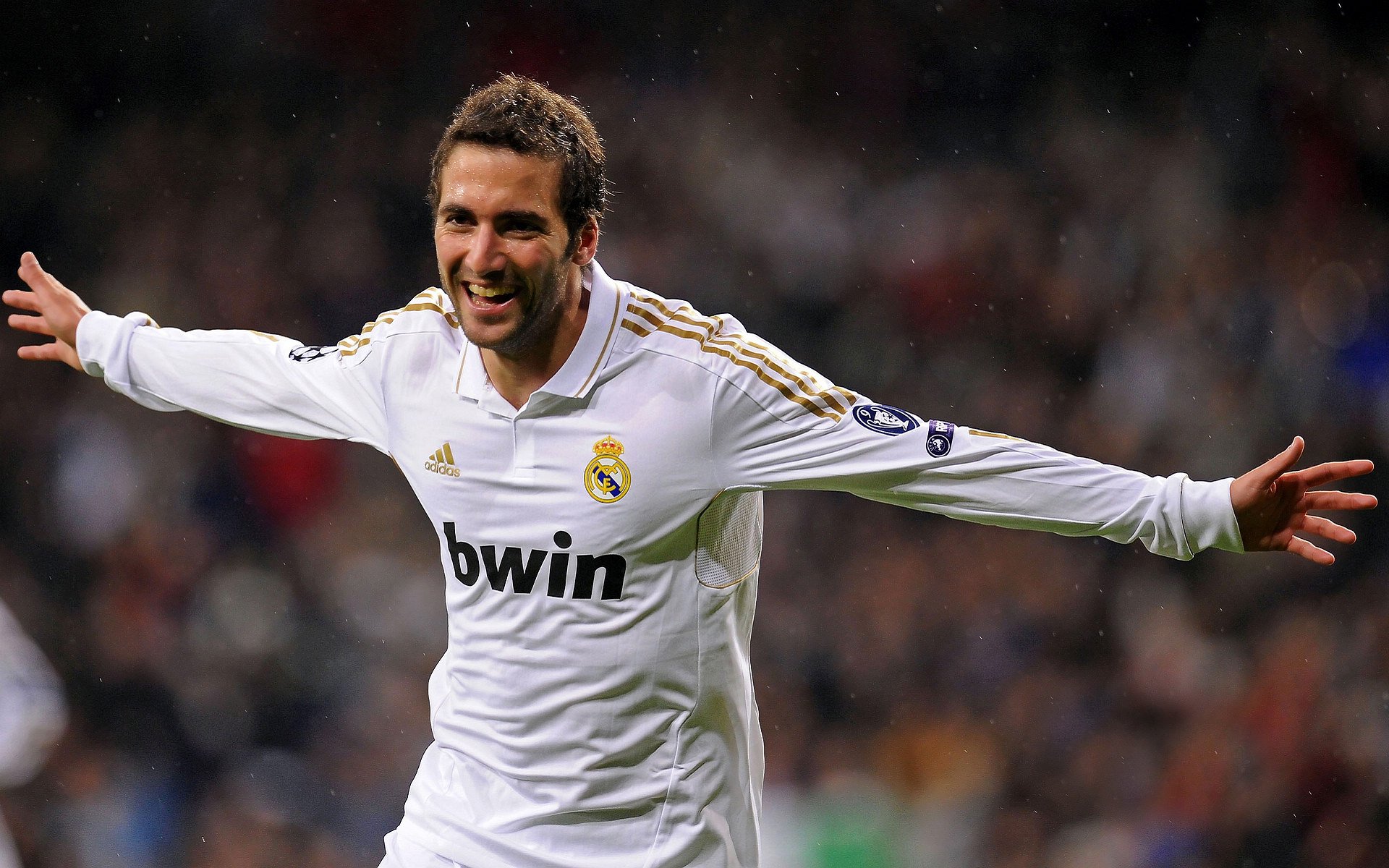 平行宇宙的足球史诗,当突尼斯战术铁壁锁死C罗,劳塔罗在年度宇宙德比封神